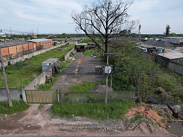 Terreno medindo 15 x 140 no bairro S�o Luis em Canos - RS